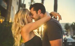 signs the kiss meant nothing to him