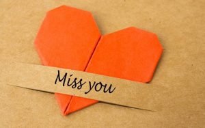 16 psychological tricks that will make him miss you