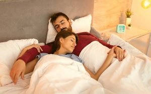 can a man sleep with a woman without developing feelings