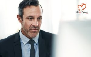 How to Get a Narcissist to Chase You