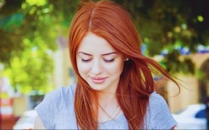 Signs She Likes You but Is Hiding It